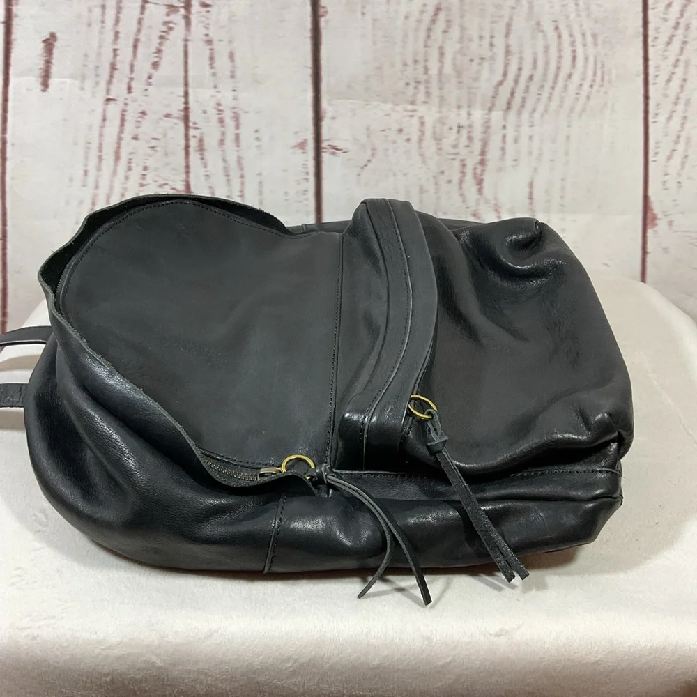 Madewell The Lorimer Backpack Black Italian Leather Minimalist Academia Preppy‎